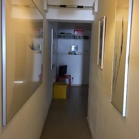 Artist In Dromolaxia Larnaka