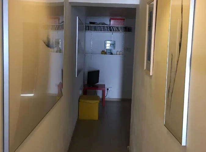 Artist In Dromolaxia Larnaka